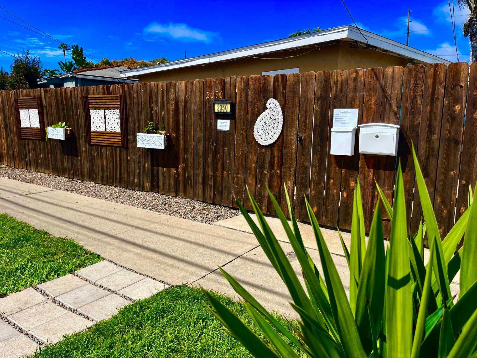 Cozy Beach Cottage With Bicycles San Diego Exterior photo